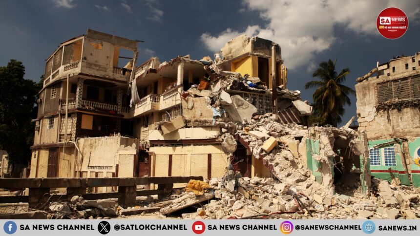 भूकंप एक प्राकृतिक आपदा है। आइए जानते हैं कि भूकंप क्यों आते हैं और इससे बचाव के तरीके क्या हैं।