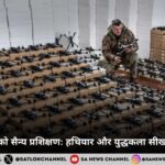 रूस में बच्चों को सैन्य प्रशिक्षण हथियार और युद्धकला सीख रहे छोटे बच्चे